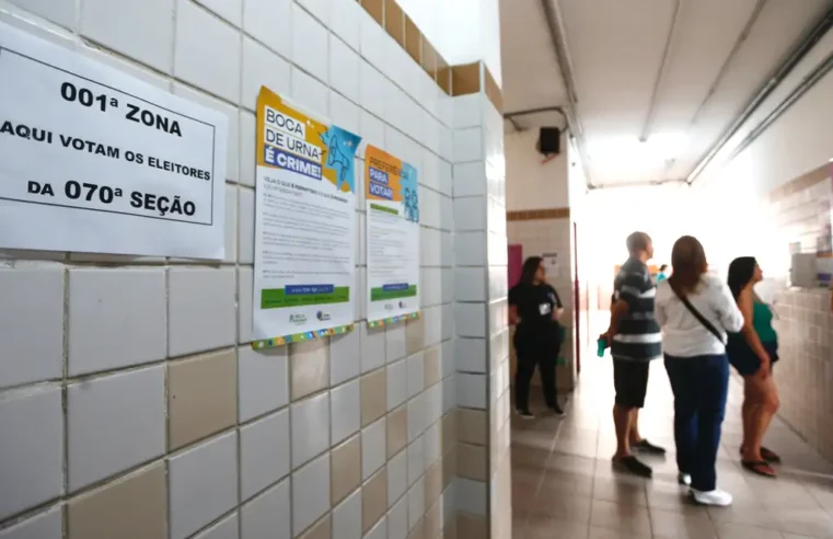 Mais de 3,1 milhões de eleitores em SC são solteiros; mulheres são maioria nas urnas