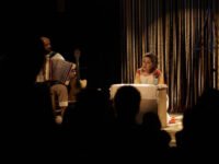Artistas em cena em fotografia de divulgação do Festival Toni Cunha