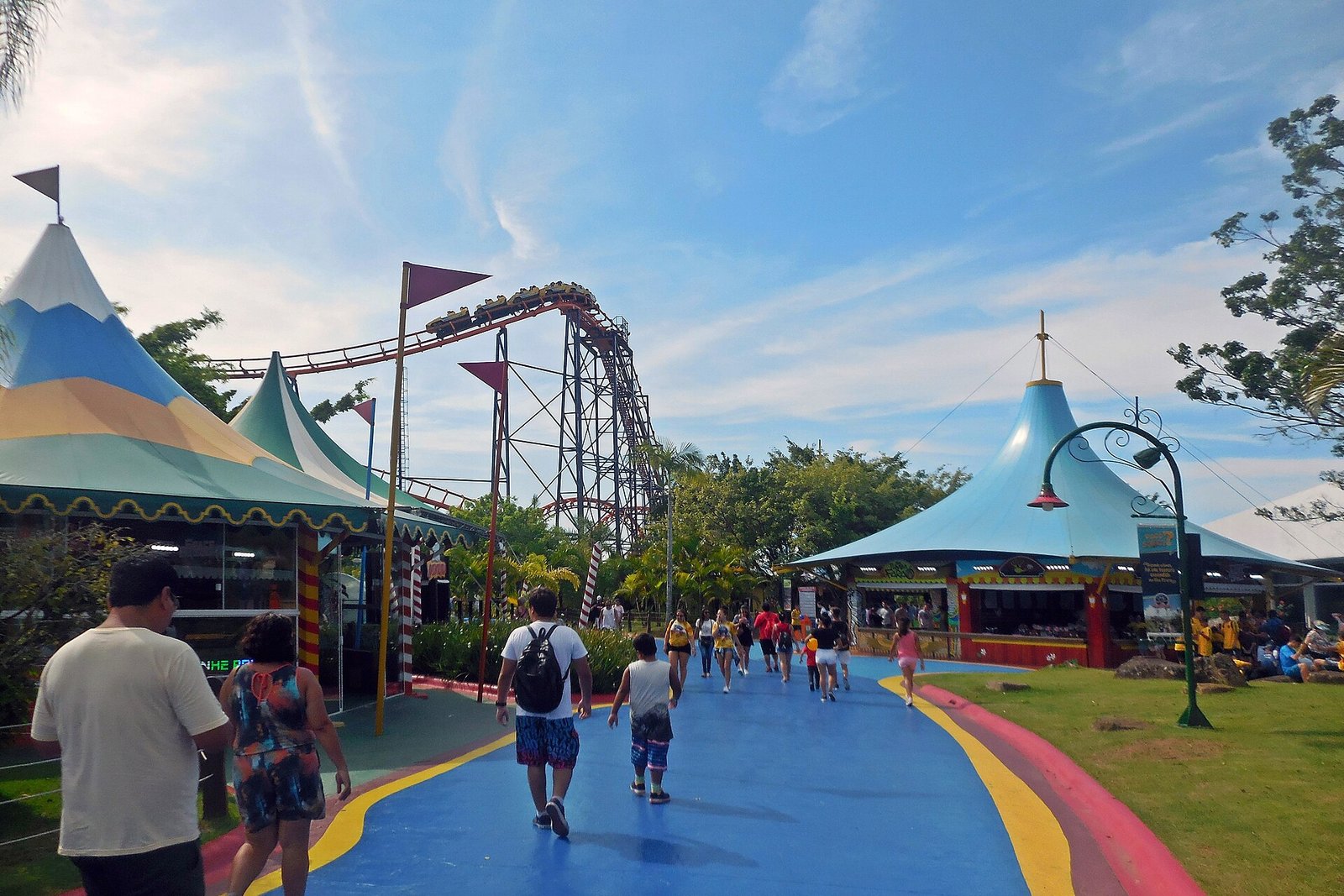 Beto Carrero World fecha duas atrações para área do Bob Esponja