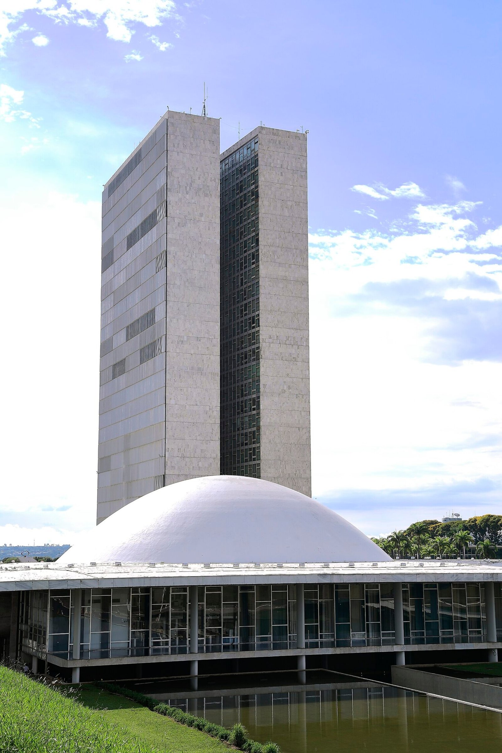 Posse presidencial será em 5 de janeiro de 2027; veja o motivo