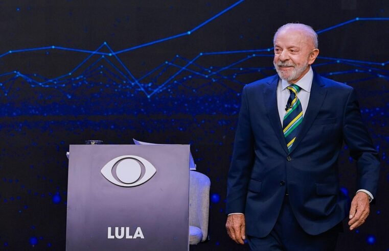 Debate na Band: Lula e Flávio trocam acusações no 1º embate do 2º turno
