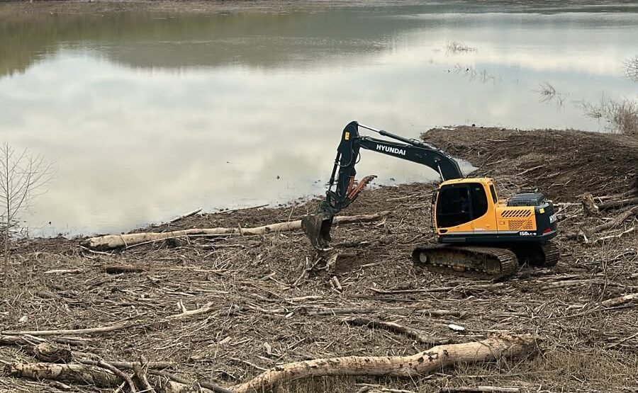 Defesa Civil de SC reforça limpeza de barragens de contenção no Vale do Itajaí