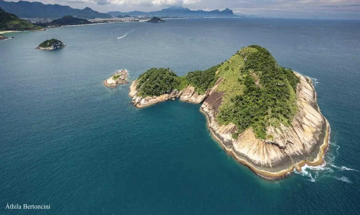 Reserva marinha Urupirá, no Rio, une proteção ambiental e ecoturismo