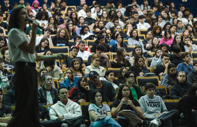 Enem 2026: Governo de SC faz aulões para mais de 11 mil estudantes