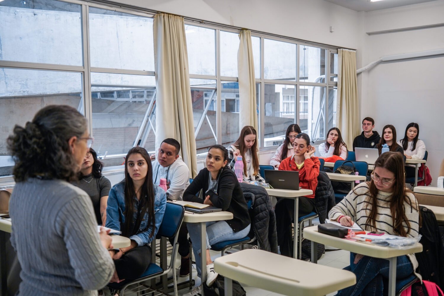 Universidade Gratuita e Fumdesc: renovação vai até as 19h de hoje