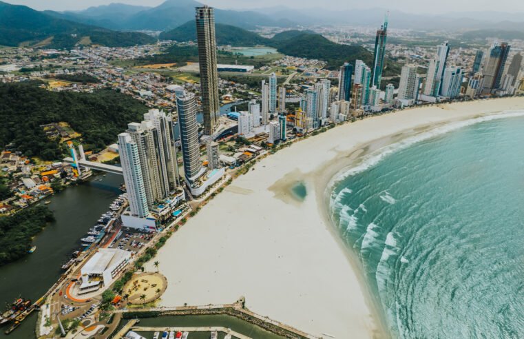 Balneário Camboriú no verão: praias, eventos, clima e dicas