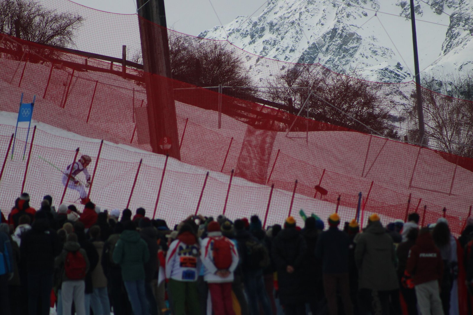 Lucas Pinheiro Braathen vence slalom gigante de Sölden e abre temporada com ouro