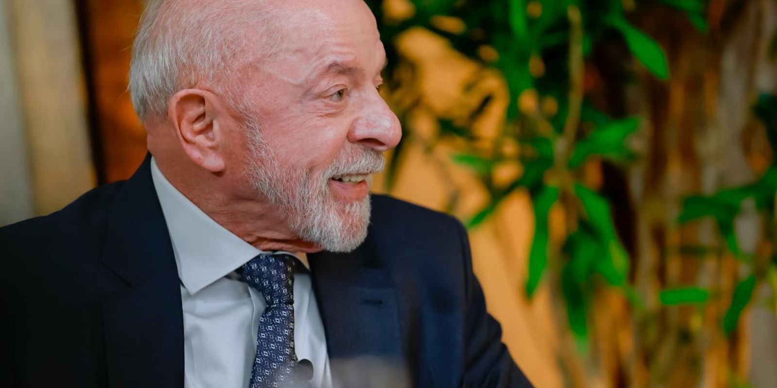 Lula vai entregar ao TSE pedido de abertura de sigilo e desafia Flávio Bolsonaro
