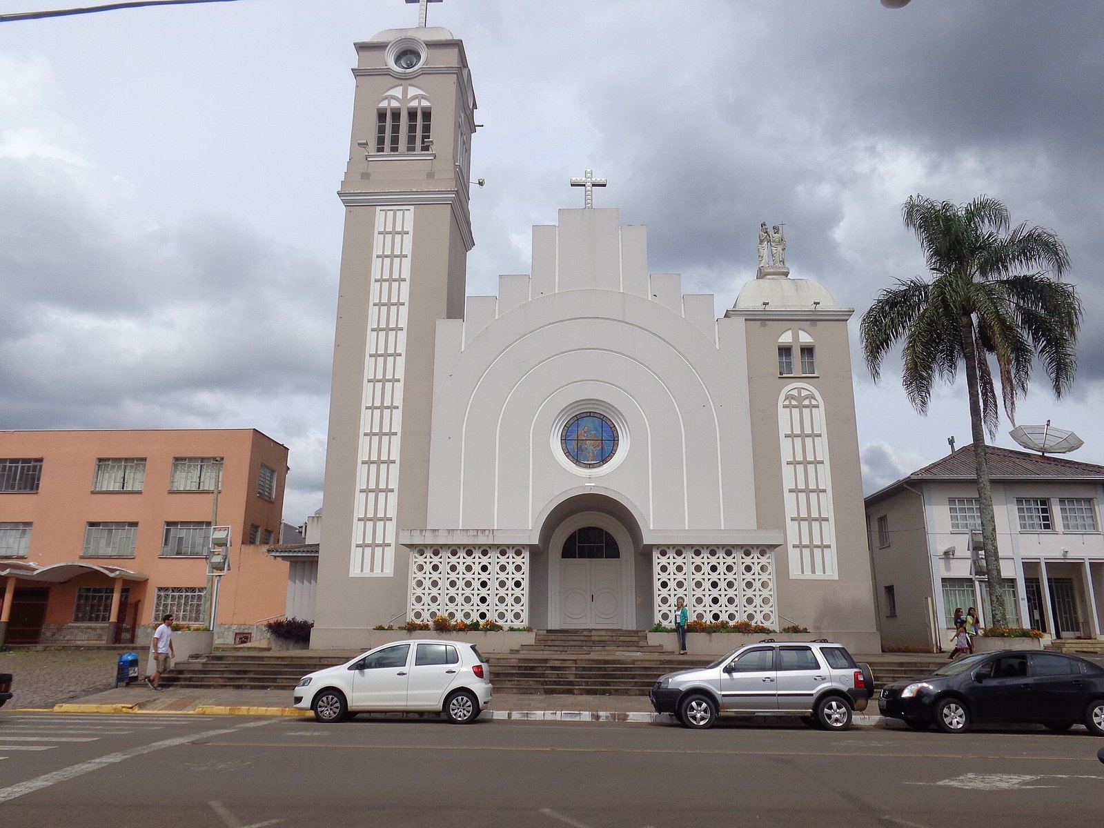 Romaria de Nossa Senhora Aparecida reúne fiéis em Campos Novos