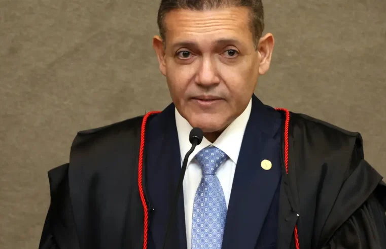 TSE pede senso crítico com notícias no dia do 2º turno